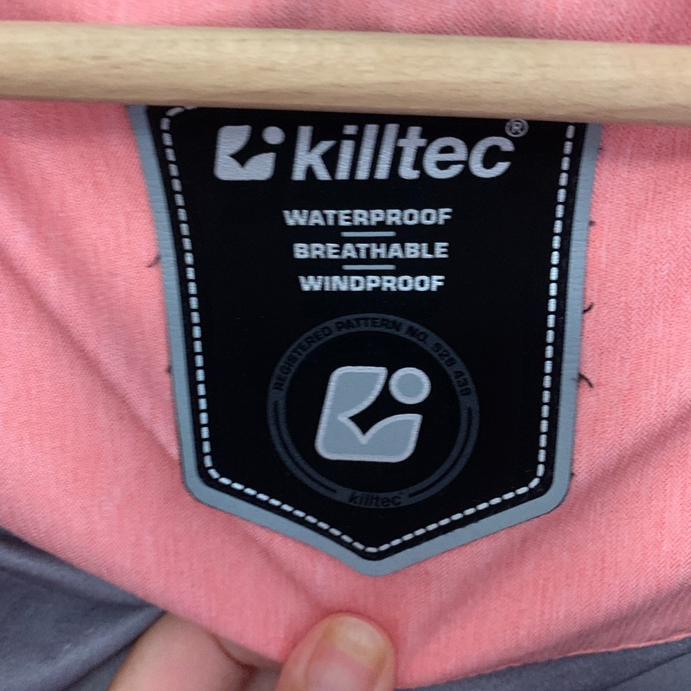 Pink Ski & Snow Jacket with Hood and Water-Resistant Finish - Picture 2 of 10